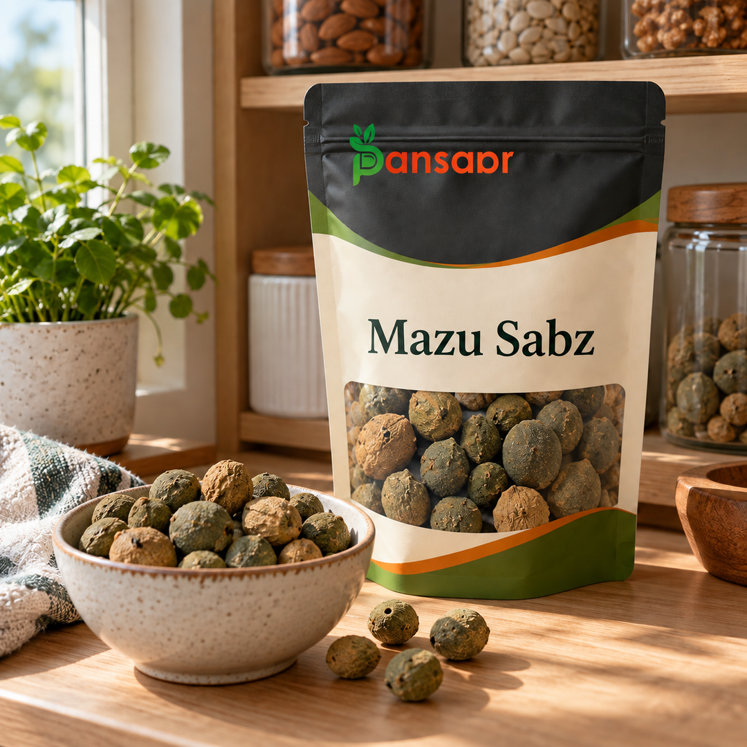 Aleppo Oak (Mazu Sabz) مازو سبز in Pansaar zipper pouch